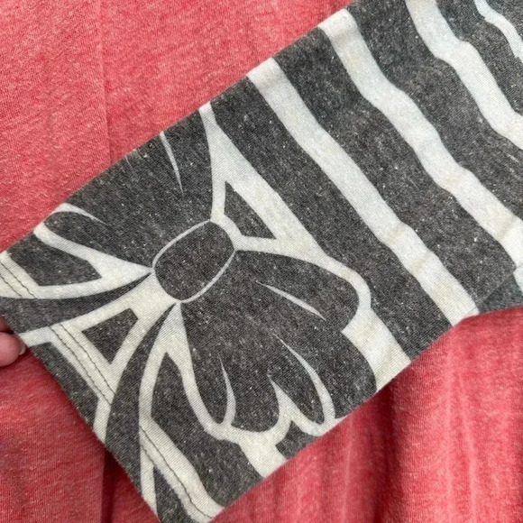 LuLaRoe Vintage Randy Baseball Tee 3/4 Sleeves Heathered Red Grey Bows Size 3X - Picture 10 of 10